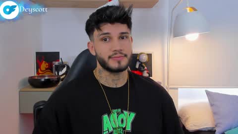 JULIAN online show from 01/02/25, 09:18