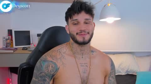 JULIAN online show from 01/18/25, 03:20