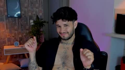 Snapshot of deymon_scott chatting on 01/19/26, 02:48 JULIAN online show from 01/19/26, 02:48