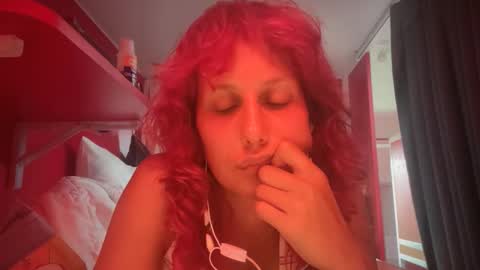 Snapshot of dfairyrabbit chatting on 03/21/26, 07:02 dfairyrabbit online show from 03/21/26, 07:02