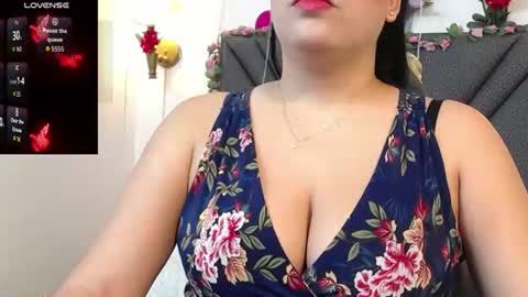 Snapshot of dharanisnisha chatting on 06/23/26, 12:25 dharanisnisha online show from 06/23/26, 12:25