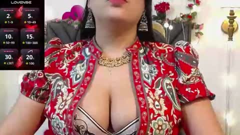 Snapshot of dharanisnisha chatting on 07/06/26, 12:13 dharanisnisha online show from 07/06/26, 12:13
