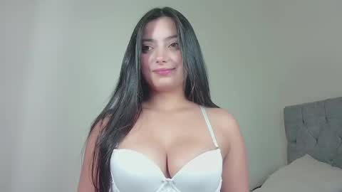 Snapshot of dharmonious_ chatting on 04/19/26, 06:10 harmonious online show from 04/19/26, 06:10