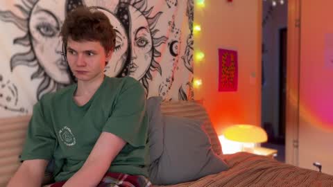 Di Alex online show from 01/03/25, 01:25