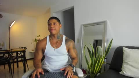 Snapshot of diagostone chatting on 02/21/25, 02:28 Diego online show from 02/21/25, 02:28