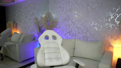 Diego online show from 04/30/26, 12:17