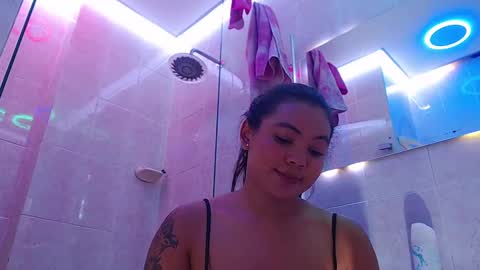 Snapshot of diamond_canela chatting on 12/14/24, 08:45 diamond_canela online show from 12/14/24, 08:45