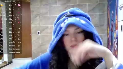 DiamondCurls online show from 07/31/26, 04:06
