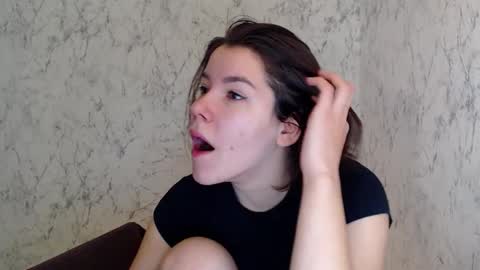 Snapshot of diamond_is chatting on 12/21/25, 05:36 diamond is online show from 12/21/25, 05:36