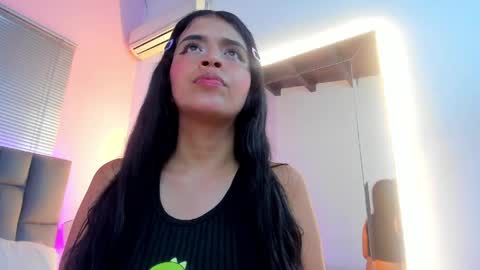 Snapshot of diamond_sweet0 chatting on 05/12/26, 02:41 Diamond online show from 05/12/26, 02:41