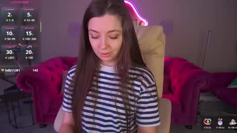 Snapshot of diamondeyeess chatting on 02/08/26, 06:28 Sasha online show from 02/08/26, 06:28