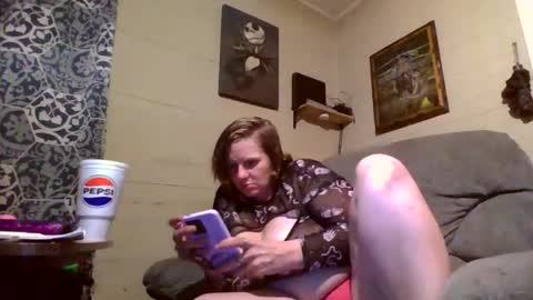 Snapshot of diamondrose1992 chatting on 02/27/26, 04:01 diamondrose1992 online show from 02/27/26, 04:01