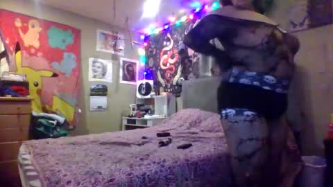 Snapshot of diamondrose1992 chatting on 03/16/26, 03:56 diamondrose1992 online show from 03/16/26, 03:56