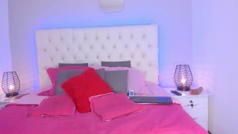 Diana Tamayo online show from 11/27/25, 09:17