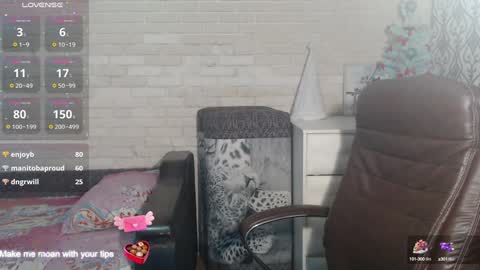 Snapshot of diana_li_ chatting on 01/09/25, 10:20 Diana li  online show from 01/09/25, 10:20