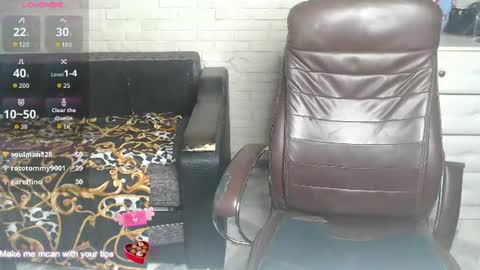 Snapshot of diana_li_ chatting on 06/18/26, 10:03 Diana li online show from 06/18/26, 10:03