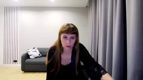 diana_meridor online show from 12/08/24, 10:14