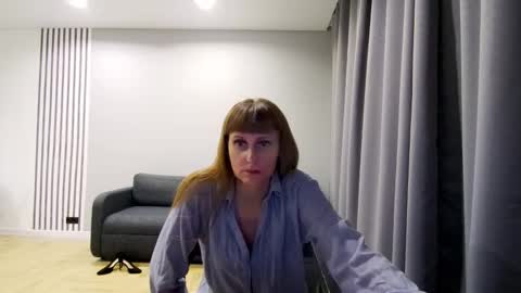 diana_meridor online show from 01/15/25, 03:43