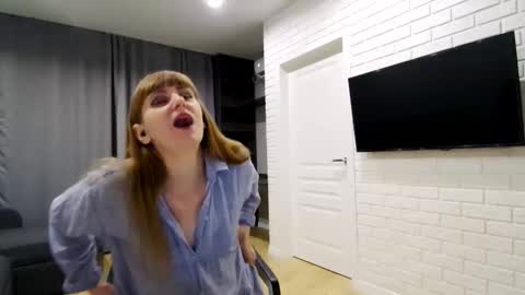 diana_meridor online show from 12/19/25, 12:06