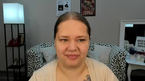 Snapshot of dianakristol chatting on 05/13/26, 06:55 Diana online show from 05/13/26, 06:55