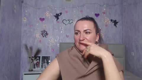 Diana online show from 03/09/25, 04:22