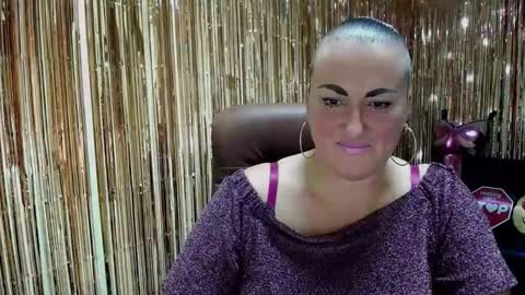 Diana online show from 10/07/25, 07:00