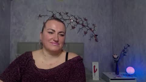 Snapshot of dianamgg chatting on 02/25/26, 06:45 Diana online show from 02/25/26, 06:45