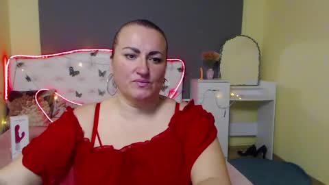 Snapshot of dianamgg chatting on 04/22/26, 07:33 Diana online show from 04/22/26, 07:33