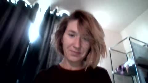 Snapshot of dianarussell864 chatting on 10/01/25, 10:32 dianarussell864 online show from 10/01/25, 10:32