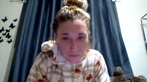 Snapshot of dianarussell864 chatting on 10/24/25, 10:50 dianarussell864 online show from 10/24/25, 10:50