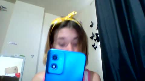 Snapshot of dianarussell864 chatting on 11/22/25, 12:48 dianarussell864 online show from 11/22/25, 12:48