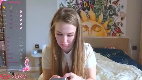 Snapshot of dianashermy chatting on 12/16/25, 09:47 Diana online show from 12/16/25, 09:47