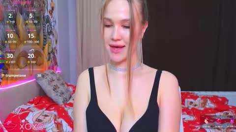 Snapshot of dianashermy chatting on 12/22/25, 12:24 Diana online show from 12/22/25, 12:24