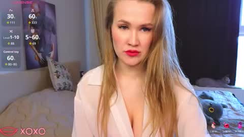 Snapshot of dianashermy chatting on 02/07/26, 11:14 Diana online show from 02/07/26, 11:14