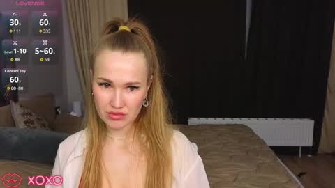 Snapshot of dianashermy chatting on 02/08/26, 07:06 Diana online show from 02/08/26, 07:06