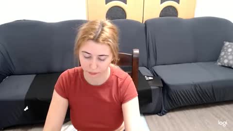 Snapshot of dianasmiey7 chatting on 01/14/25, 08:26 dianasmiey7 online show from 01/14/25, 08:26