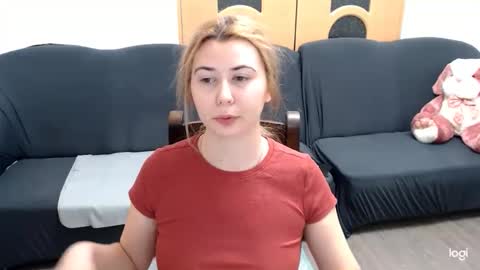 Snapshot of dianasmiey7 chatting on 01/20/25, 06:10 dianasmiey7 online show from 01/20/25, 06:10