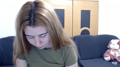 Snapshot of dianasmiey7 chatting on 01/21/25, 06:12 dianasmiey7 online show from 01/21/25, 06:12