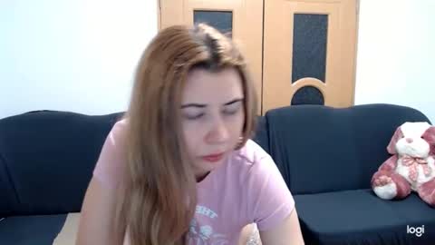 Snapshot of dianasmiey7 chatting on 01/22/25, 10:40 dianasmiey7 online show from 01/22/25, 10:40