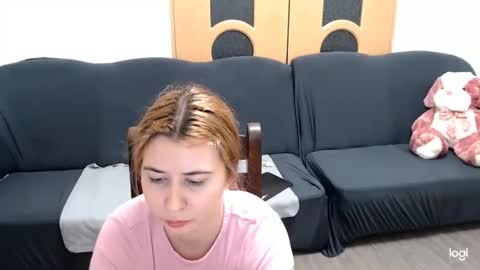 Snapshot of dianasmiey7 chatting on 01/26/25, 09:51 dianasmiey7 online show from 01/26/25, 09:51