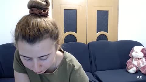 Snapshot of dianasmiey7 chatting on 01/27/25, 09:11 dianasmiey7 online show from 01/27/25, 09:11