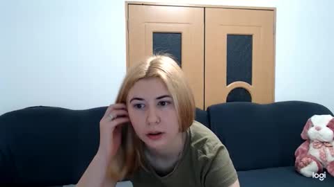 Snapshot of dianasmiey7 chatting on 02/09/25, 08:54 dianasmiey7 online show from 02/09/25, 08:54