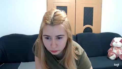 Snapshot of dianasmiey7 chatting on 02/11/25, 08:26 dianasmiey7 online show from 02/11/25, 08:26