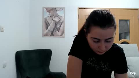 Snapshot of dianasmiey7 chatting on 10/14/25, 05:36 dianasmiey7 online show from 10/14/25, 05:36