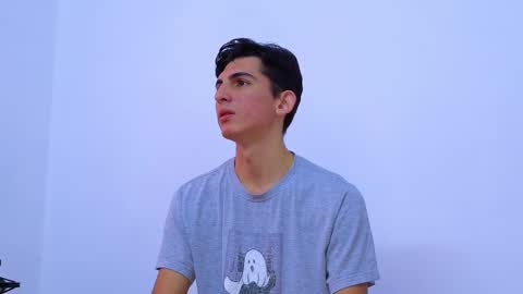 Ana  Leo online show from 02/10/25, 12:18