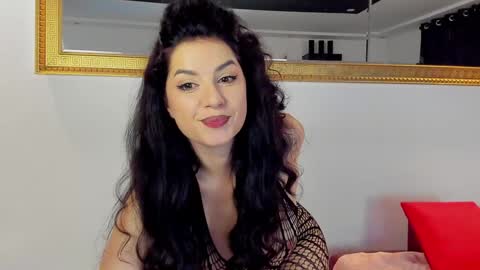 Snapshot of diannedinn1 chatting on 11/29/25, 01:52 Dianne online show from 11/29/25, 01:52