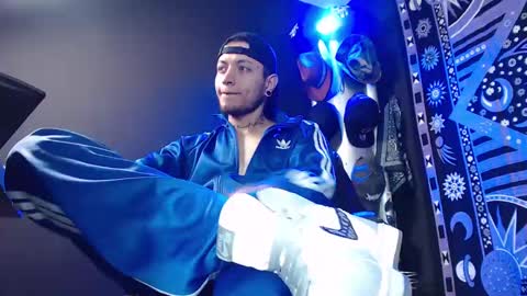 DICAPRIO online show from 02/22/25, 09:15