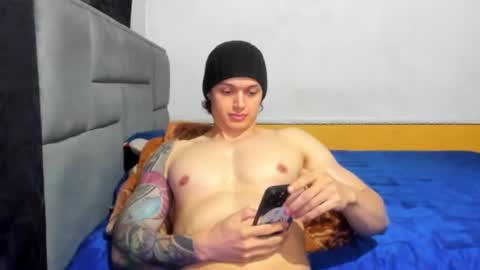 jhon online show from 02/05/25, 03:55