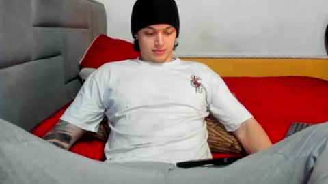 jhon online show from 09/17/25, 06:53