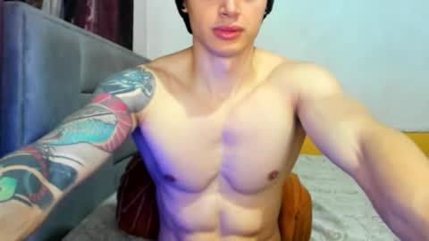 jhon online show from 11/08/25, 05:56